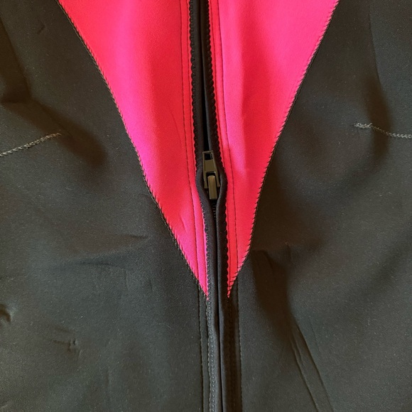 Fathom - Women’s (L) Pink & Black Zip Wetsuit - Picture 3 of 4
